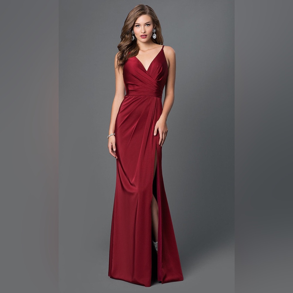 Size 0 Burgundy Maxi Dress from Faviana